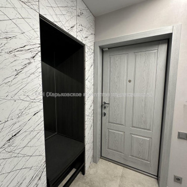 Продам квартиру, Победы просп. , 2 кім., 82 м², авторский дизайн 