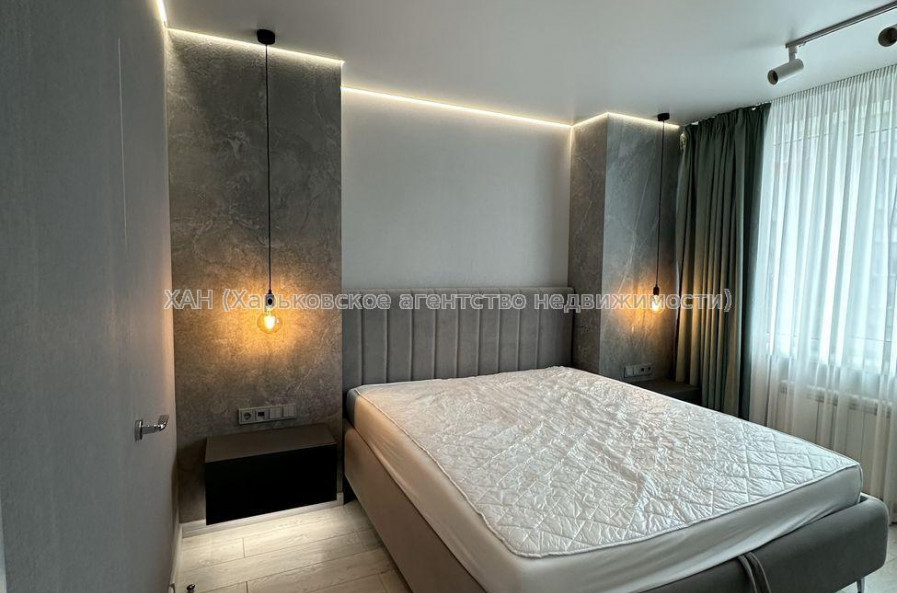 Продам квартиру, Победы просп. , 2 кім., 82 м², авторский дизайн 
