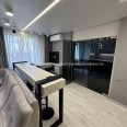 Продам квартиру, Победы просп. , 2 кім., 82 м², авторский дизайн 