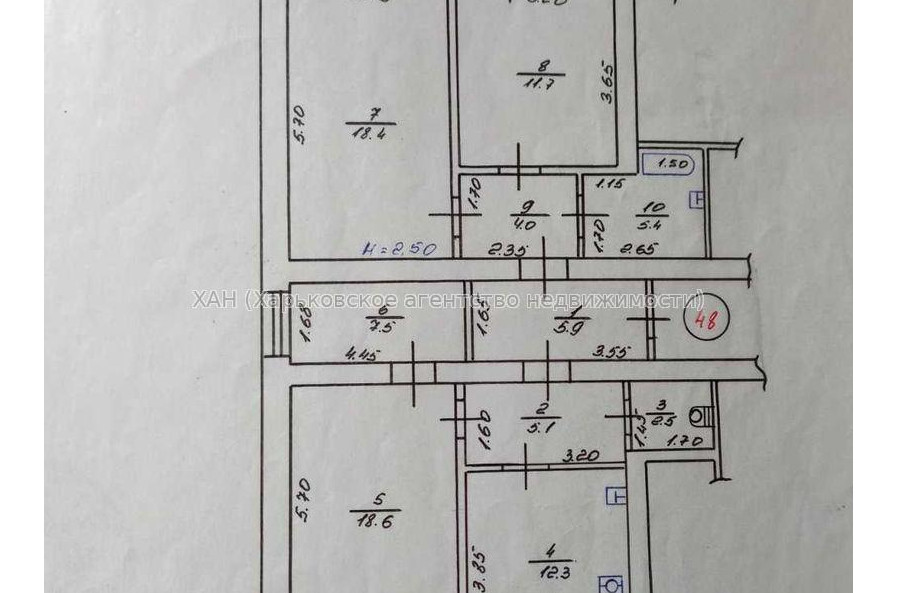 Продам квартиру, Пластичный пер. , 4 кім., 93 м², капитальный ремонт 