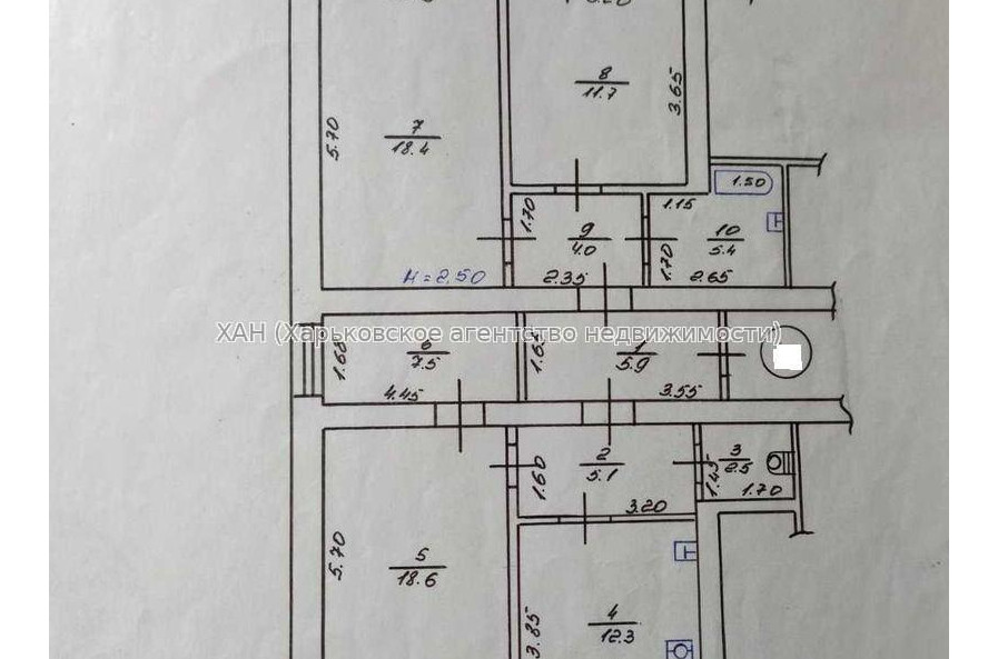 Продам квартиру, Пластичный пер. , 4  ком., 93 м², капитальный ремонт 