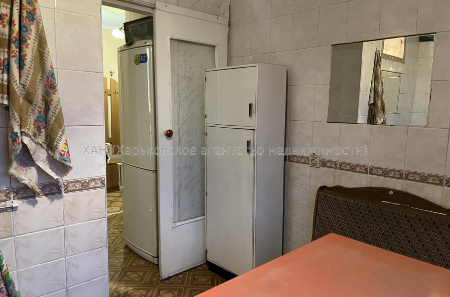 Продам квартиру, Непокоренных ул. , 20/321 , 3  ком., 66 м², косметический ремонт 