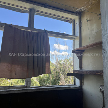 Продам квартиру, Непокоренных ул. , 20/321 , 3 кім., 66 м², косметический ремонт 