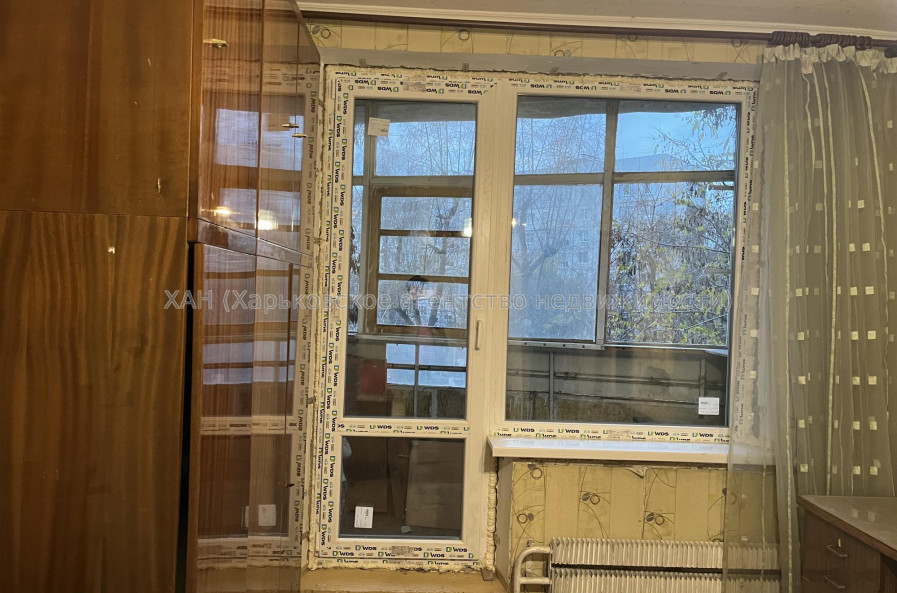 Продам квартиру, Непокоренных ул. , 20/321 , 3  ком., 66 м², косметический ремонт 