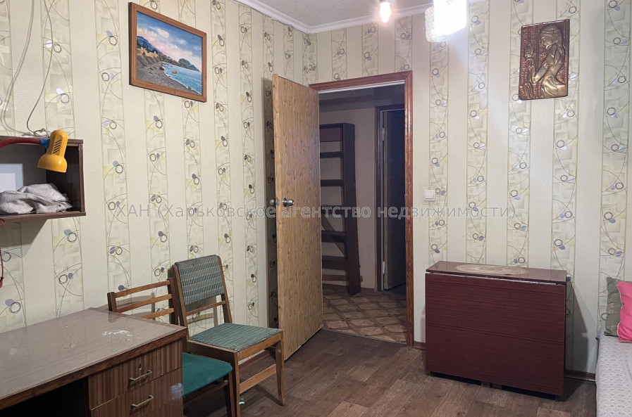 Продам квартиру, Непокоренных ул. , 20/321 , 3  ком., 66 м², косметический ремонт 