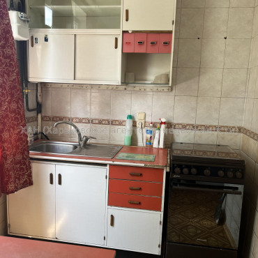 Продам квартиру, Непокоренных ул. , 20/321 , 3 кім., 66 м², косметический ремонт 