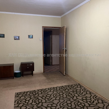 Продам квартиру, Непокоренных ул. , 20/321 , 3  ком., 66 м², косметический ремонт 