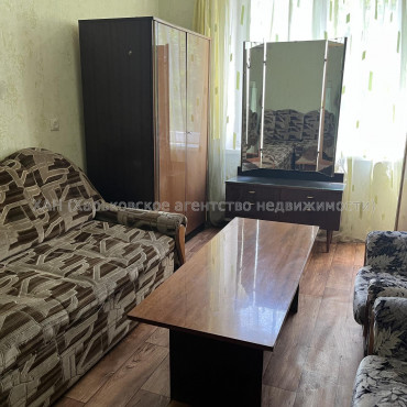 Продам квартиру, Непокоренных ул. , 20/321 , 3 кім., 66 м², косметический ремонт 