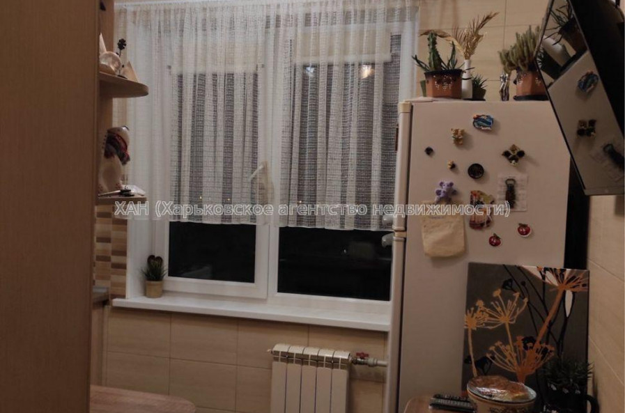 Здам квартиру, Валентиновская ул. , 2 кім., 45 м², капитальный ремонт 