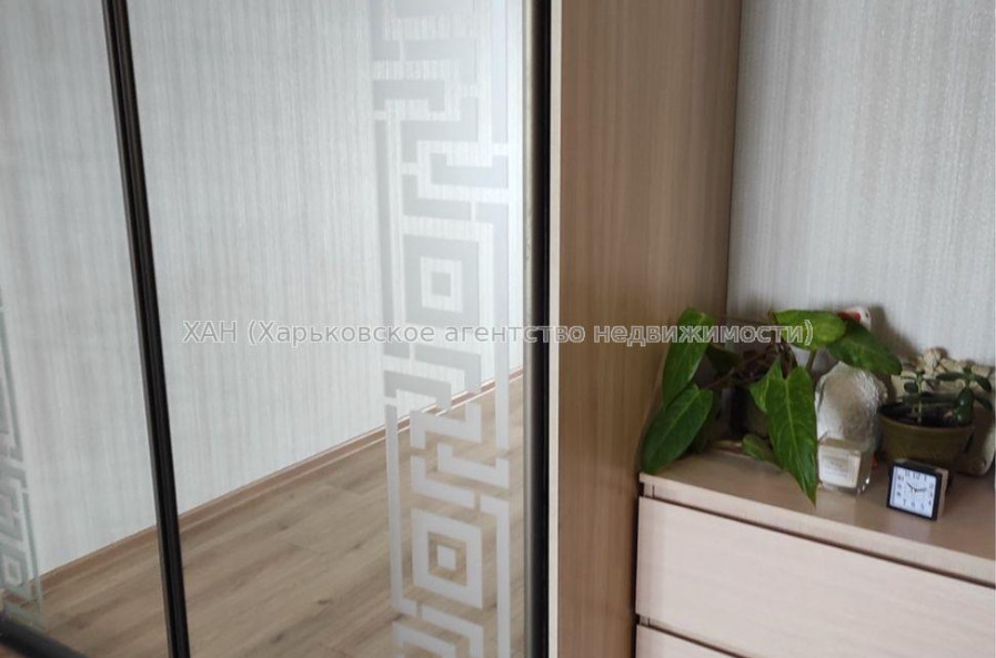 Здам квартиру, Валентиновская ул. , 2 кім., 45 м², капитальный ремонт 
