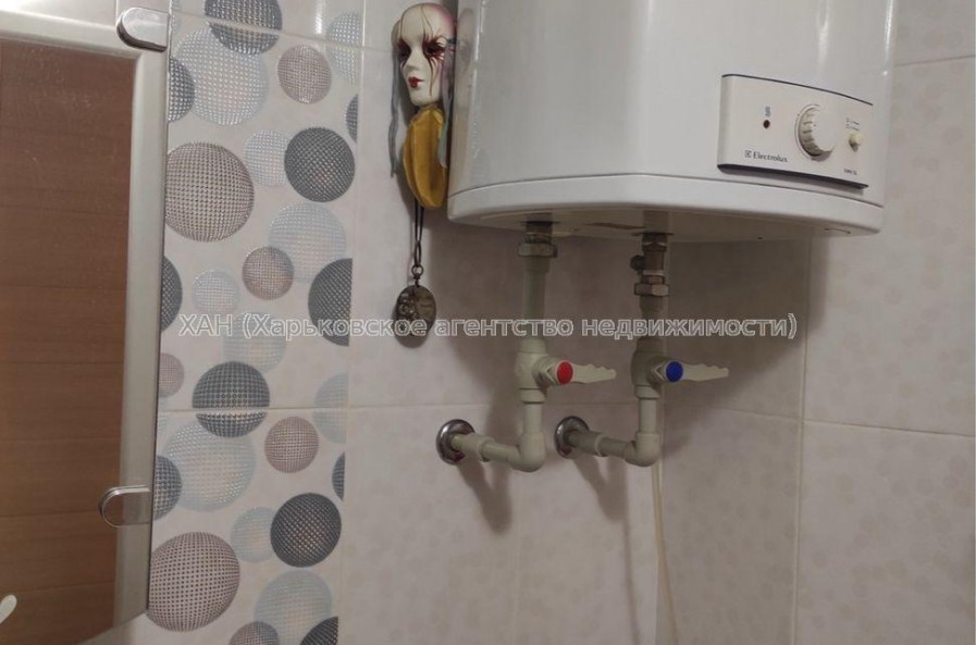 Здам квартиру, Валентиновская ул. , 2 кім., 45 м², капитальный ремонт 