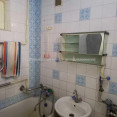 Продам квартиру, Защитников Неба ул. , 35 , 2  ком., 43 м², советский ремонт 