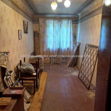 Продам квартиру, Защитников Неба ул. , 35 , 2  ком., 43 м², советский ремонт 