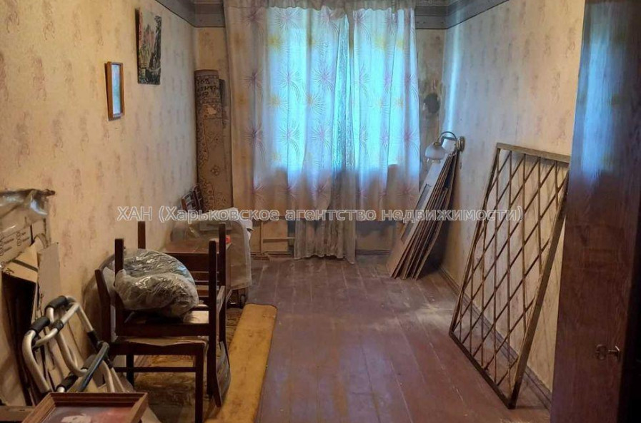 Продам квартиру, Защитников Неба ул. , 35 , 2  ком., 43 м², советский ремонт 