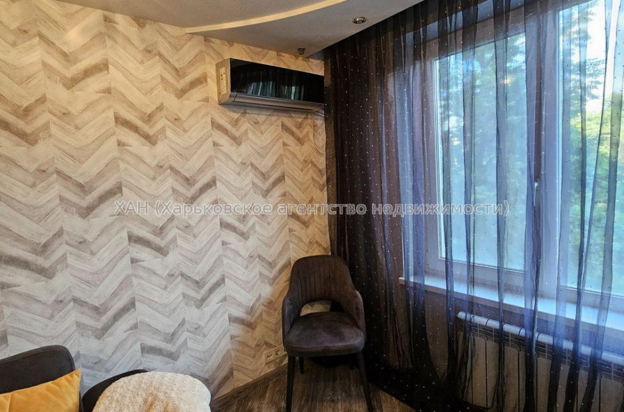 Продам квартиру, Гвардейцев Широнинцев ул. , 44 , 3  ком., 69 м², евроремонт 