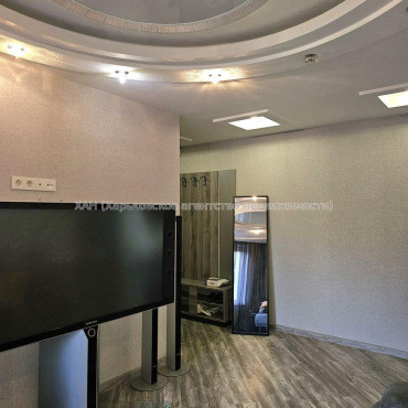 Продам квартиру, Гвардейцев Широнинцев ул. , 44 , 3  ком., 69 м², евроремонт 