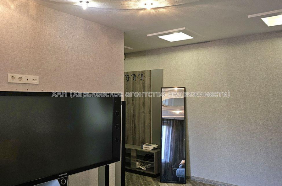 Продам квартиру, Гвардейцев Широнинцев ул. , 44 , 3  ком., 69 м², евроремонт 