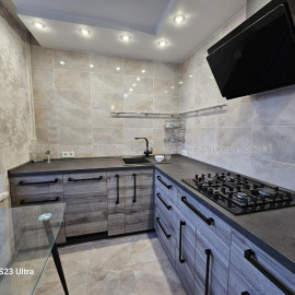Продам квартиру, Гвардейцев Широнинцев ул. , 44 , 3 кім., 69 м², евроремонт