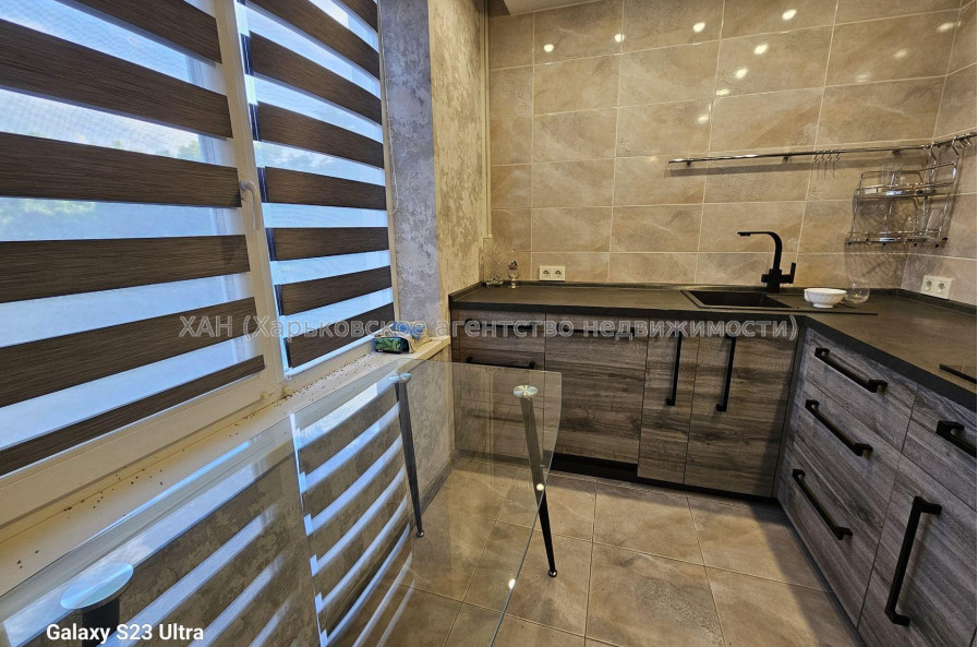 Продам квартиру, Гвардейцев Широнинцев ул. , 44 , 3  ком., 69 м², евроремонт 