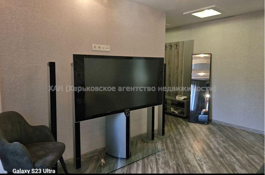Продам квартиру, Гвардейцев Широнинцев ул. , 44 , 3  ком., 69 м², евроремонт 
