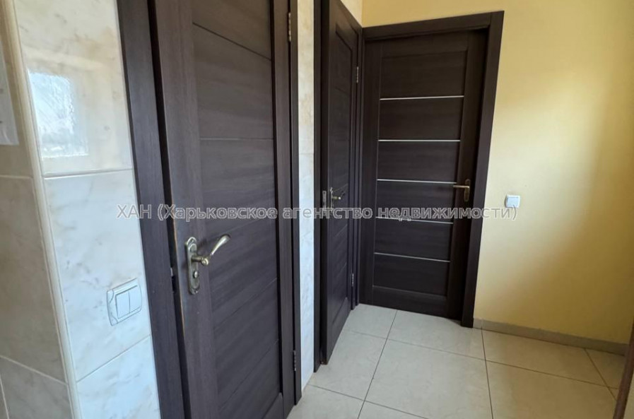 Здам нежитлову нерухомість, офис в офисном центре , 3 кім., 160 м², евроремонт 
