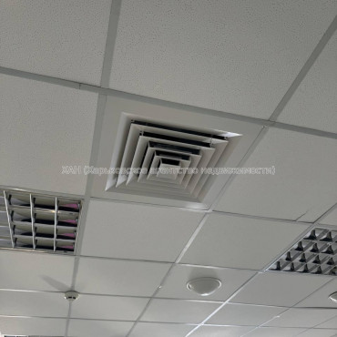 Здам нежитлову нерухомість, офис в офисном центре , 3 кім., 160 м², евроремонт 