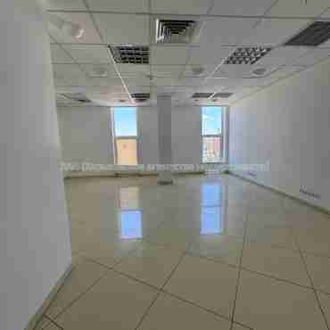 Здам нежитлову нерухомість, офис в офисном центре , 3 кім., 160 м², евроремонт 