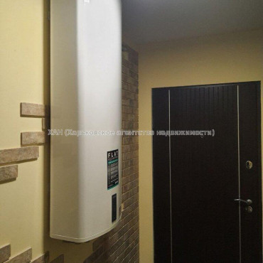 Продам квартиру, Саперная ул. , 4  ком., 83 м², авторский дизайн 