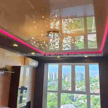 Продам квартиру, Саперная ул. , 4  ком., 83 м², авторский дизайн 