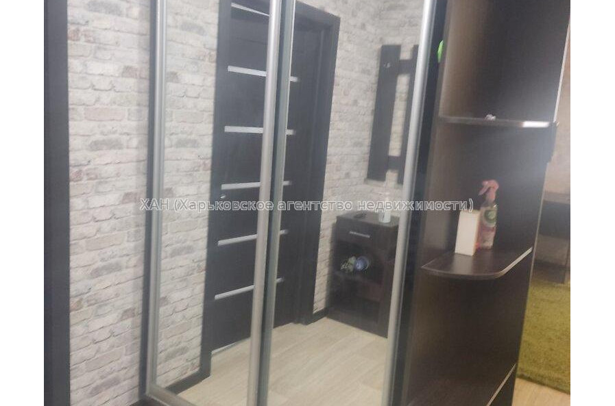 Продам квартиру, Победы просп. , 1 кім., 43.70 м², капитальный ремонт 