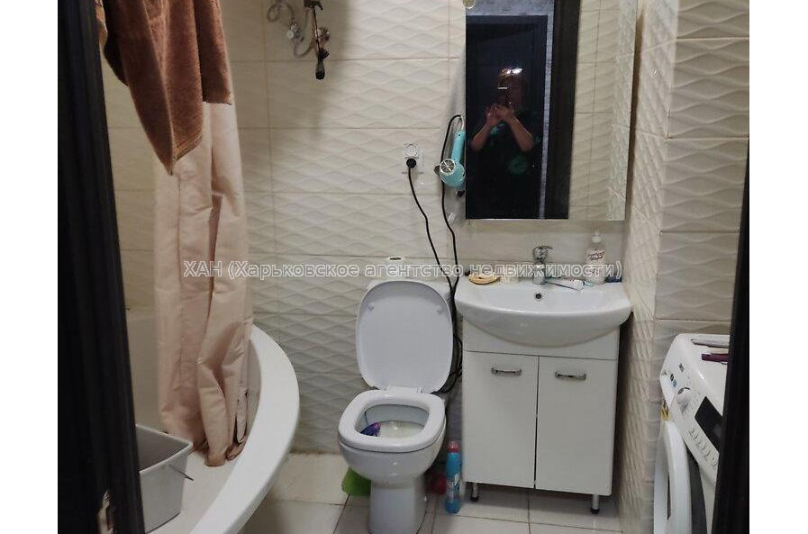 Продам квартиру, Победы просп. , 1 кім., 43.70 м², капитальный ремонт 