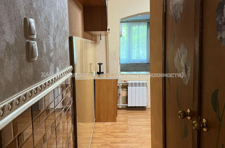 Продам квартиру, Бучмы ул. , 2 кім., 57 м², косметический ремонт 