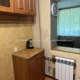 Продам квартиру, Бучмы ул. , 2 кім., 57 м², косметический ремонт 