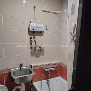 Продам квартиру, Каркача Ивана бульв. , 1 кім., 17 м², косметический ремонт 