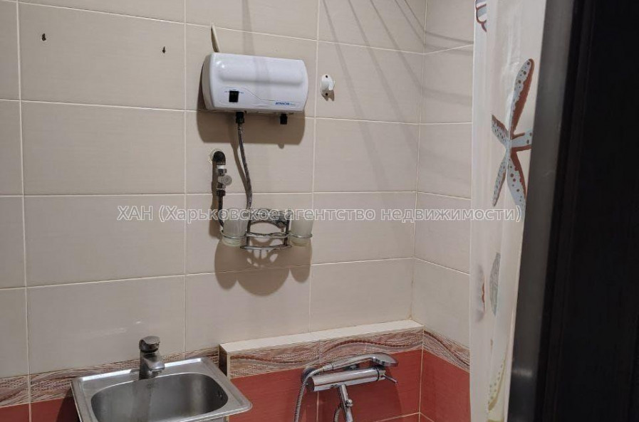 Продам квартиру, Каркача Ивана бульв. , 1  ком., 17 м², косметический ремонт 