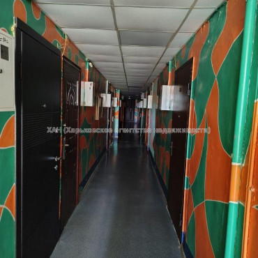 Продам квартиру, Каркача Ивана бульв. , 1 кім., 17 м², косметический ремонт 