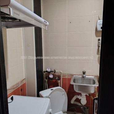 Продам квартиру, Каркача Ивана бульв. , 1 кім., 17 м², косметический ремонт 