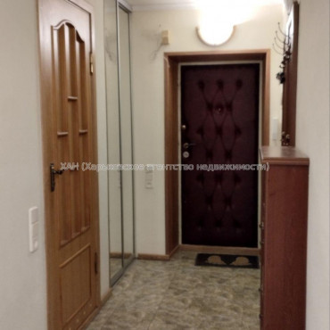 Продам квартиру, Клочковская ул. , 186Б , 2 кім., 71 м², капитальный ремонт 