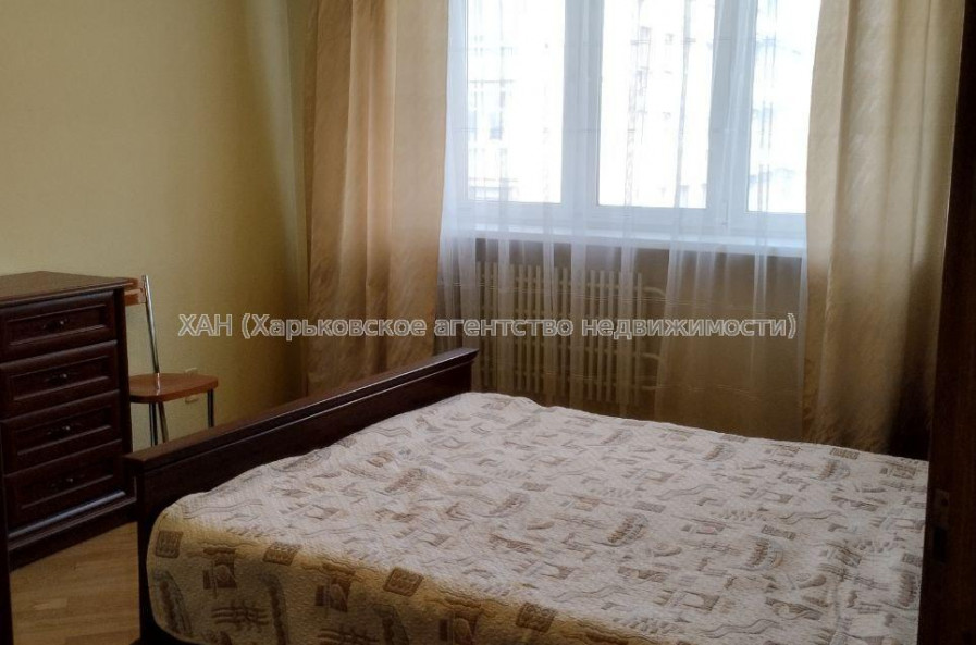 Продам квартиру, Клочковская ул. , 186Б , 2 кім., 71 м², капитальный ремонт 