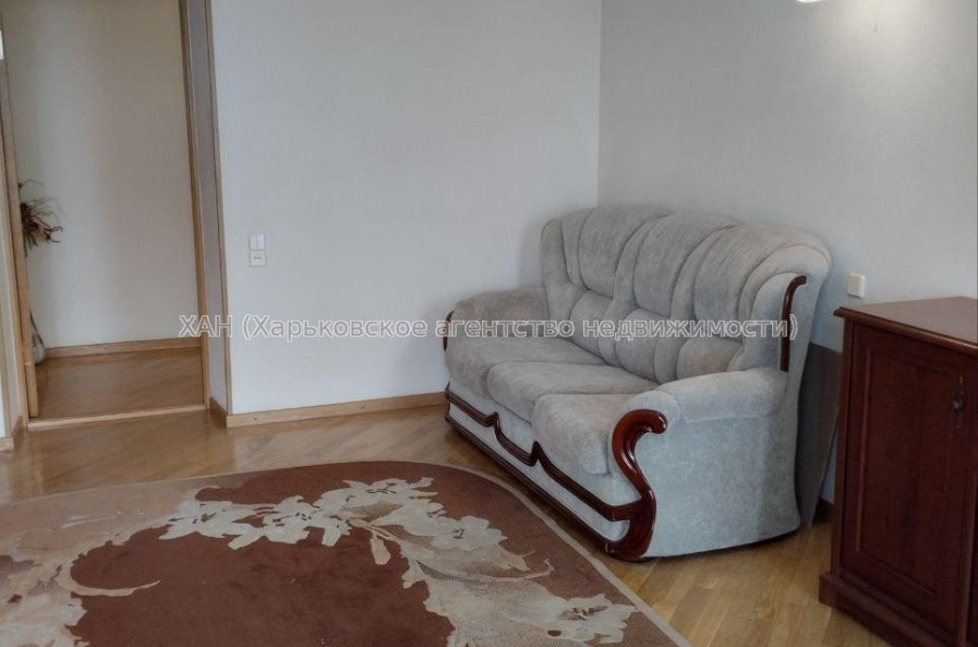 Продам квартиру, Клочковская ул. , 186Б , 2 кім., 71 м², капитальный ремонт 