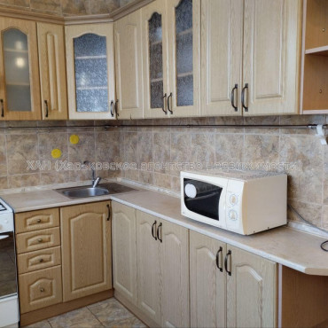 Продам квартиру, Клочковская ул. , 186Б , 2 кім., 71 м², капитальный ремонт 