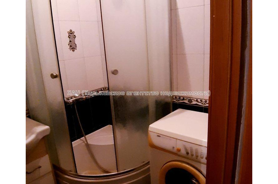 Продам квартиру, Григория Сковороды ул. , 2 кім., 47 м², советский ремонт 
