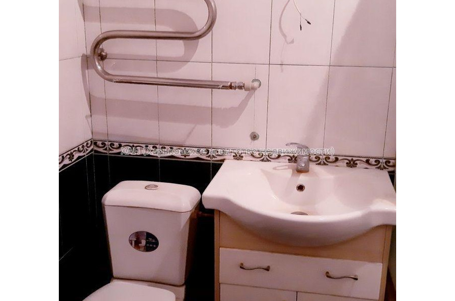 Продам квартиру, Григория Сковороды ул. , 2 кім., 47 м², советский ремонт 