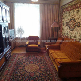 Продам квартиру, Евгения Котляра ул. , 3 кім., 67.40 м², советский ремонт