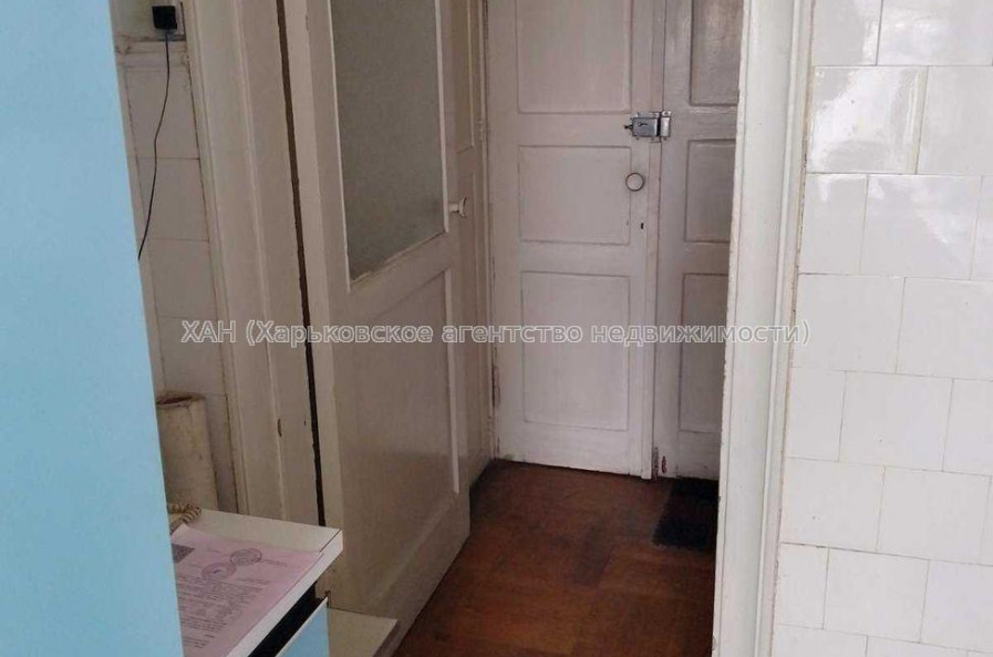Продам квартиру, Евгения Котляра ул. , 3  ком., 67.40 м², советский ремонт 