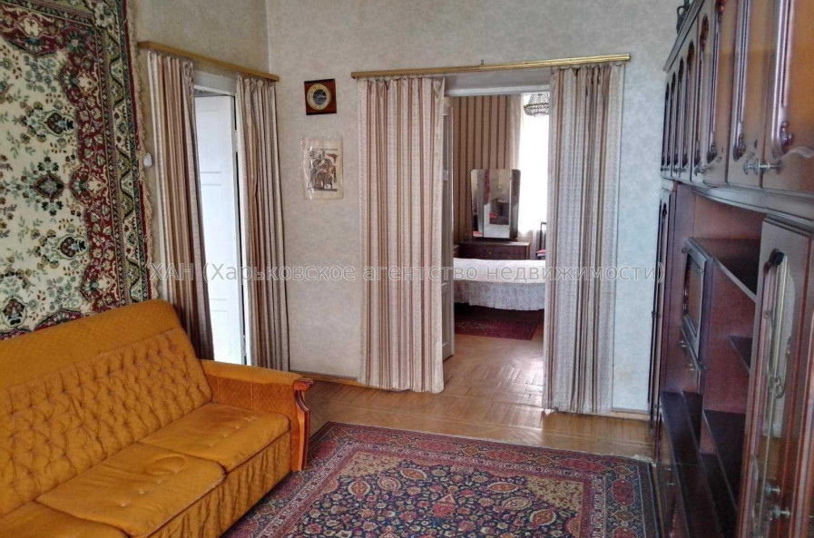 Продам квартиру, Евгения Котляра ул. , 3  ком., 67.40 м², советский ремонт 