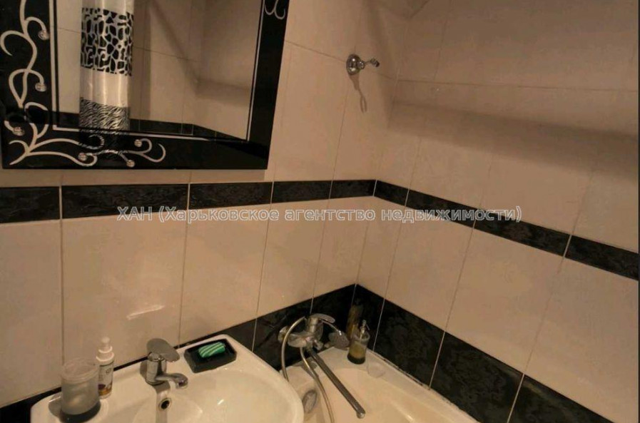 Продам квартиру, Генерала Момота ул. , 1 кім., 31 м², косметический ремонт 
