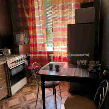 Продам квартиру, Генерала Момота ул. , 1 кім., 31 м², косметический ремонт 