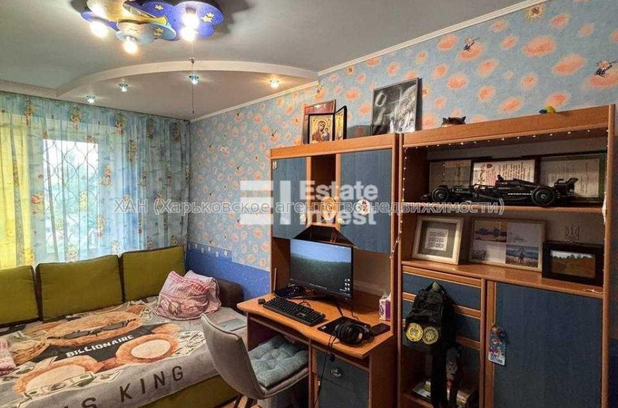 Продам квартиру, Гвардейцев Широнинцев ул. , 46 , 3 кім., 70 м², евроремонт 