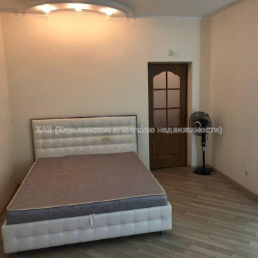 Продам квартиру, Благовещенская ул. , 3  ком., 60 м², капитальный ремонт 